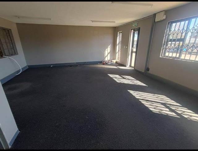 INDUSTRIAL PROPERTY TO RENT IN PYRAMID A H